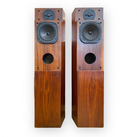 Elipson type 1704 speakers