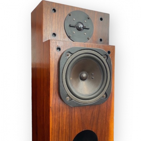 Elipson type 1704 speakers