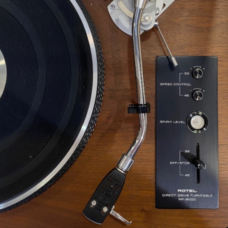 Rotel RP3000 Turntable